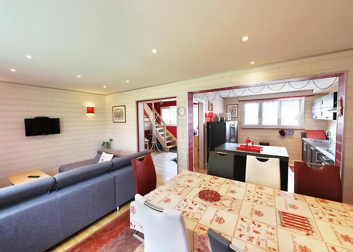 Chalet En Couleurs